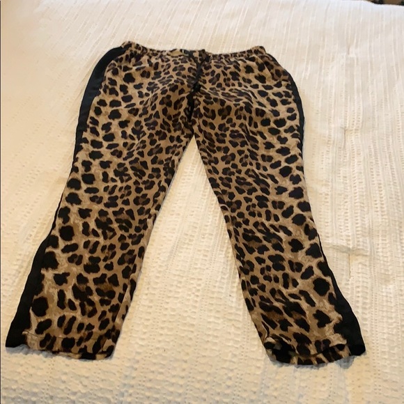 Women pants - Picture 8 of 8